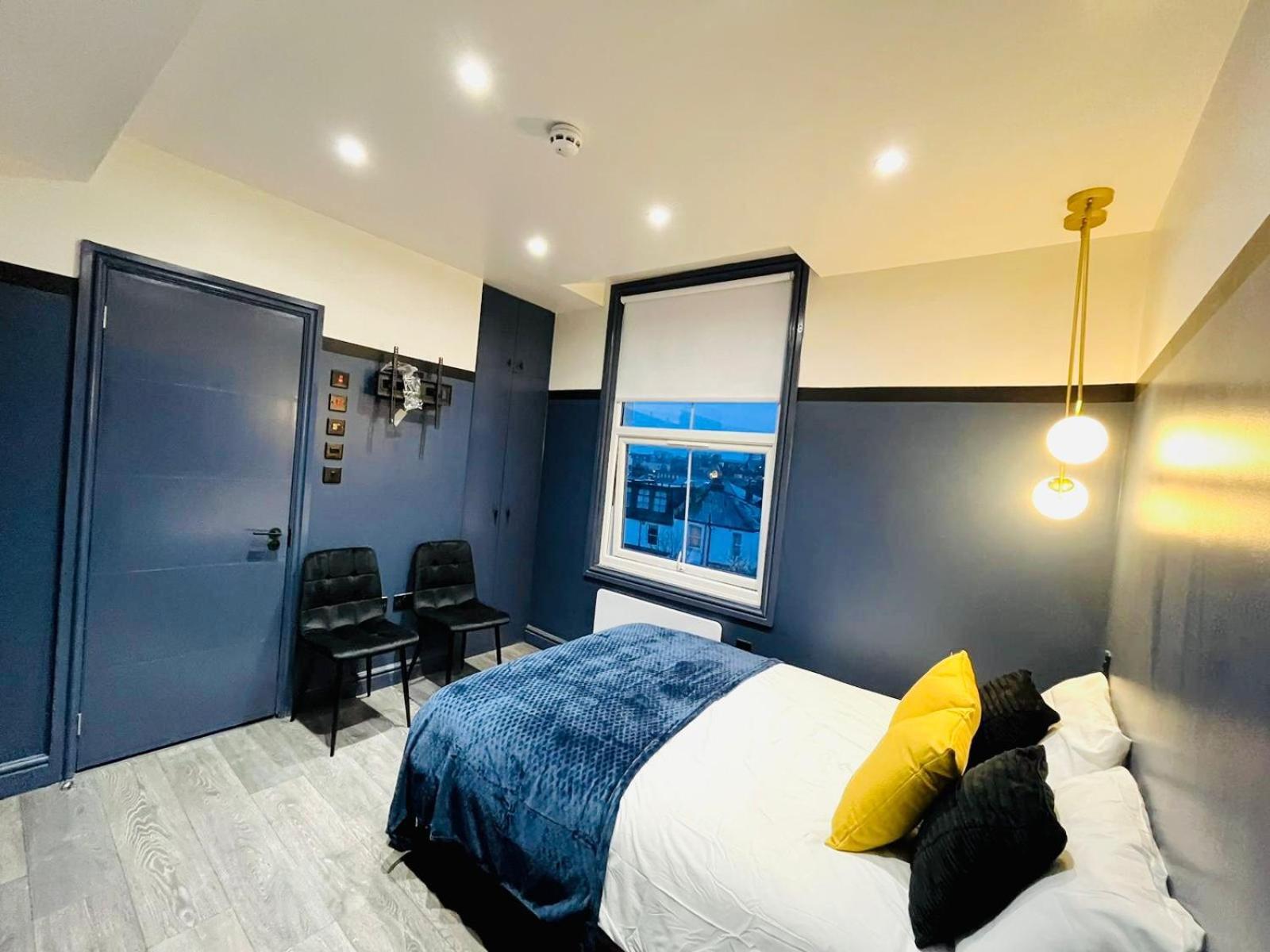 London 39 Blue House Luxury Ensuite Ideal For Tourists المظهر الخارجي الصورة