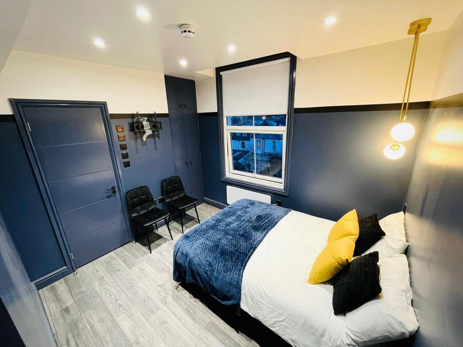 London 39 Blue House Luxury Ensuite Ideal For Tourists المظهر الخارجي الصورة