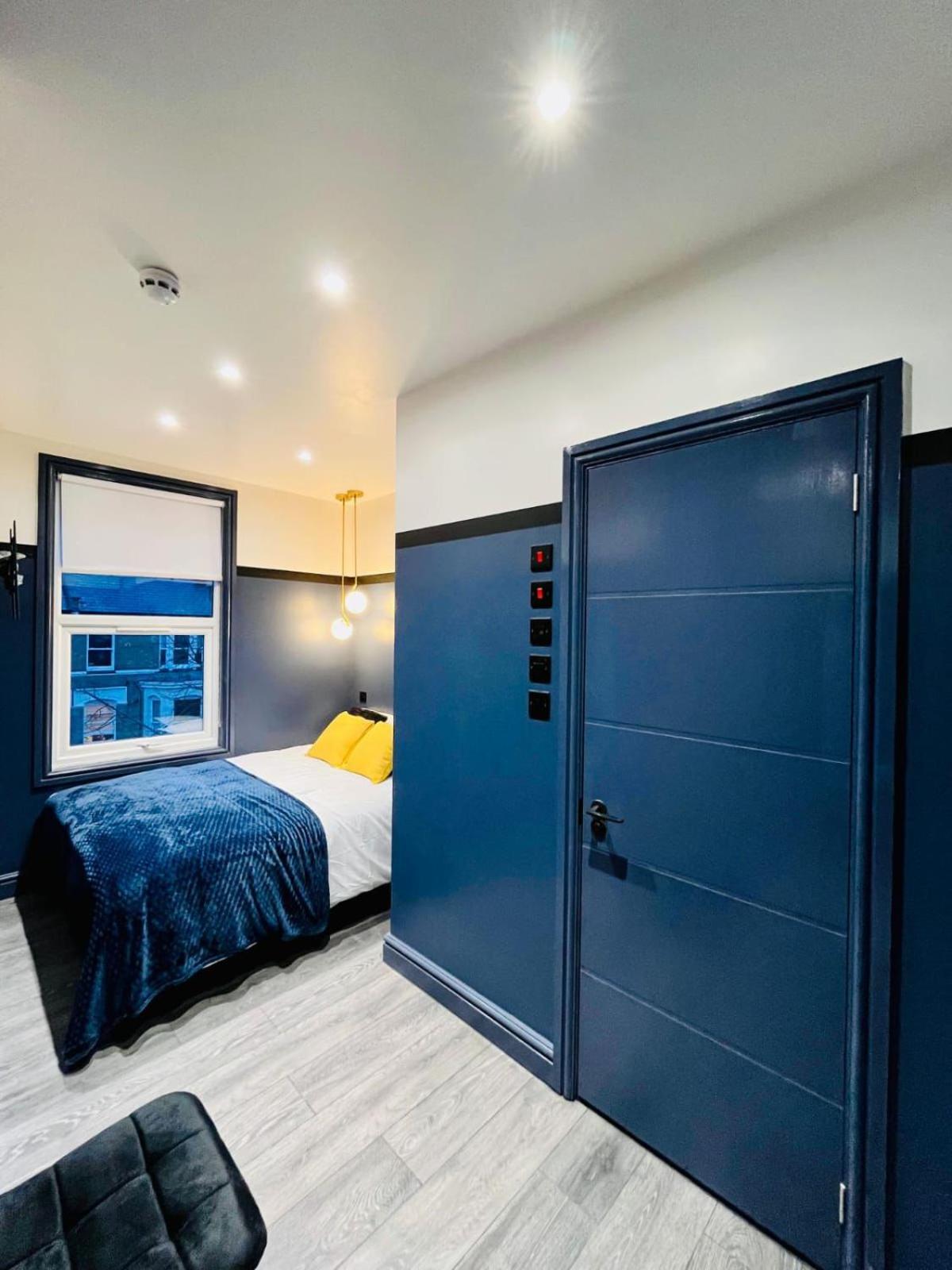 London 39 Blue House Luxury Ensuite Ideal For Tourists المظهر الخارجي الصورة